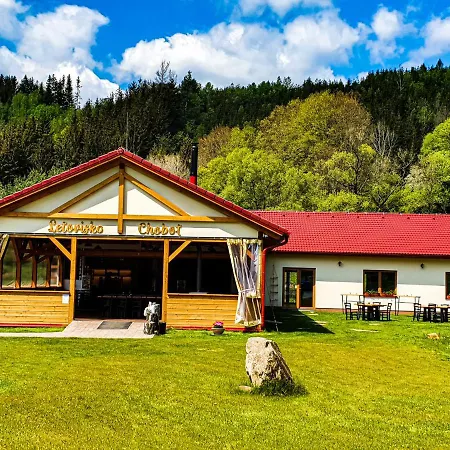 Lägenhet Chobot - Village