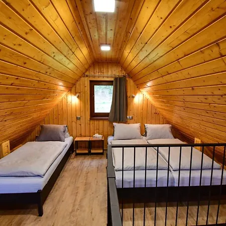 Chobot - Village * Kácov