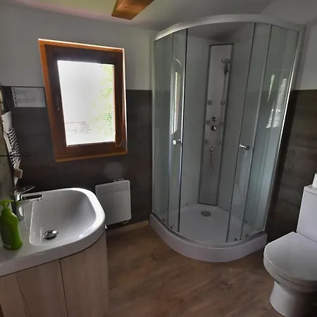 Chobot - Village Appartement