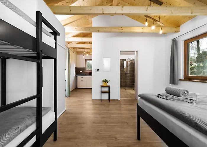 Chobot - Village شقة Kácov